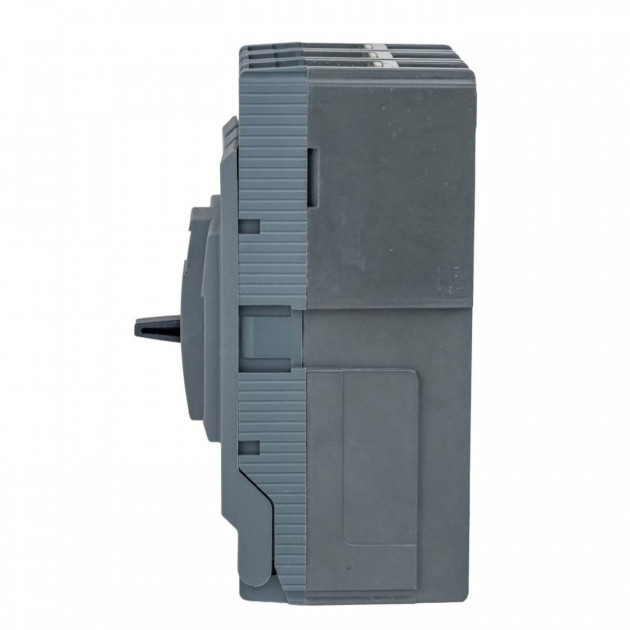 Авт. выкл. в литом корпусе FPC-10-N-100-TM/3Р 32А 15кА FERZ
